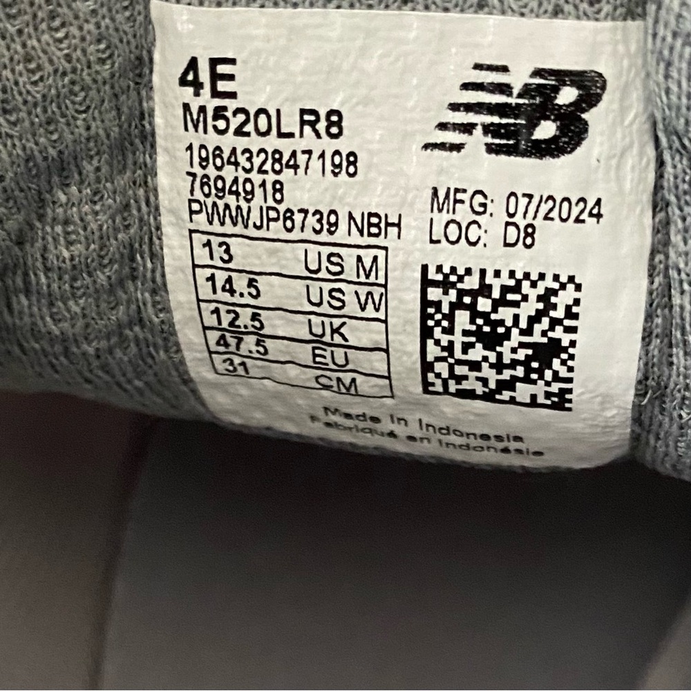 New Balance Light Gray Athletic Shoes - Picture 3 of 9